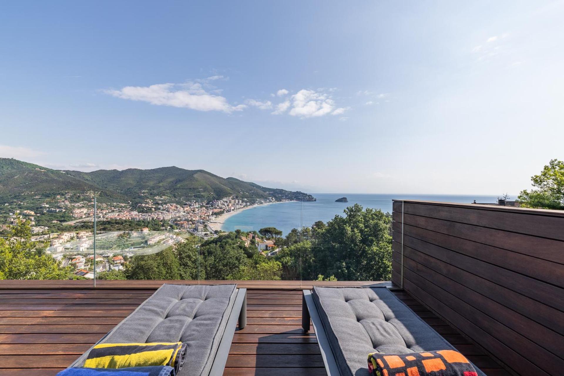 فيلا Spettacolare Vista Isola Terrazza E Idromassaggio نولي المظهر الخارجي الصورة
